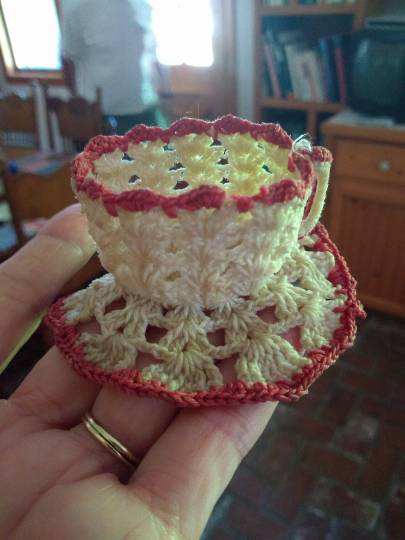 heirlooms_crotched teacup from Agda Haggie